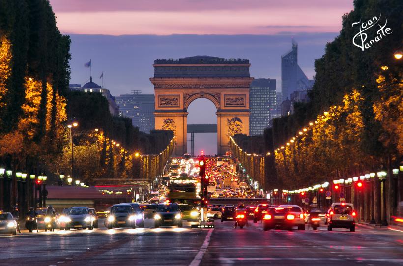 Fiul munţilor din Poiana Teiului  18479866