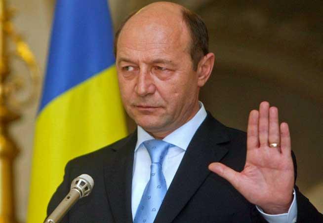 Băsescu a aflat la 18.15 secretul de la Nana: Berfige - firma fantomă