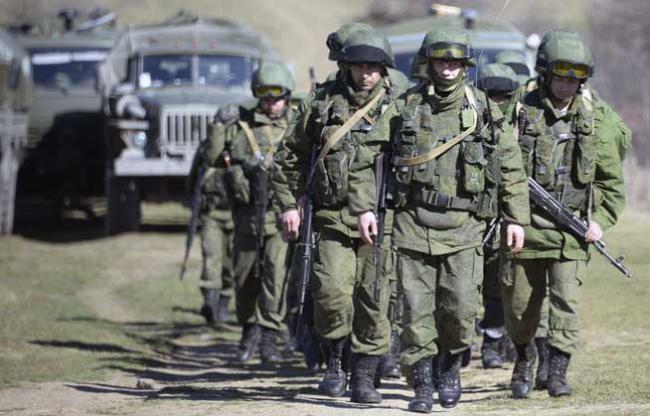  Bilanţul confruntărilor din Slaviansk: cel puţin cinci morţi şi două elicoptere ucrainene doborâte
