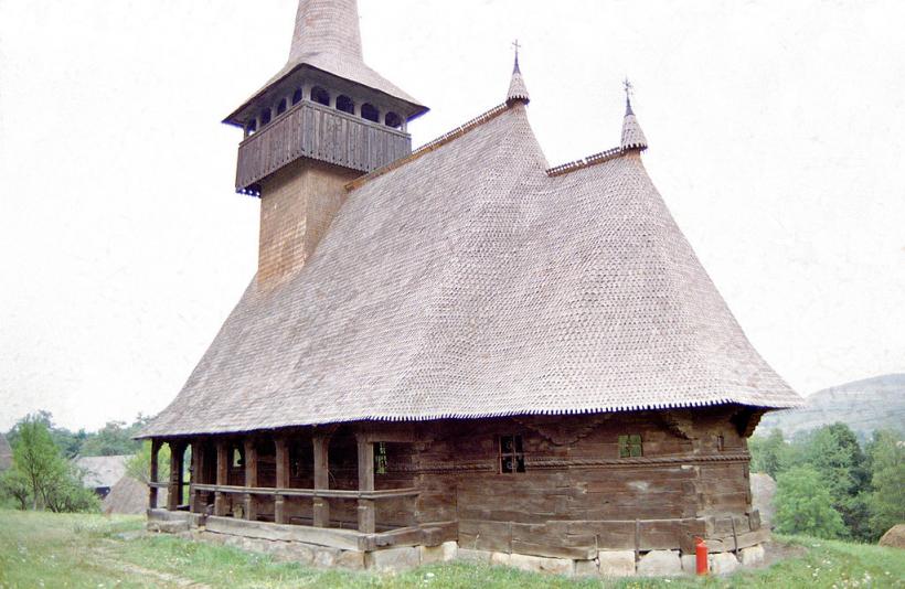 Bisericile din lemn din sudul Transilvaniei şi nordul Olteniei, situri culturale ameninţate