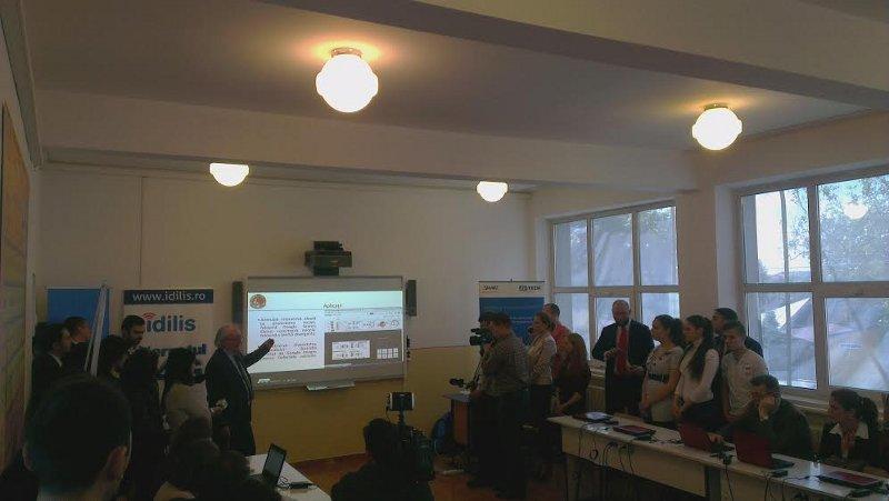  Profesorii din România, iniţiati în tainele serviciilor Google. Aplicaţii Google, gratis în şcoli