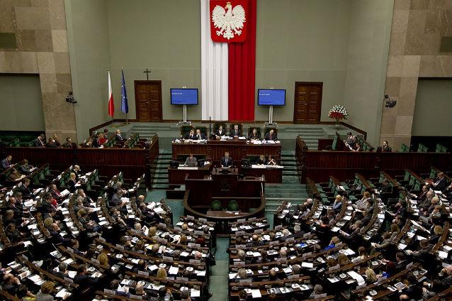 Polonia va acorda un credit de 100 de milioane de euro Republica Moldova