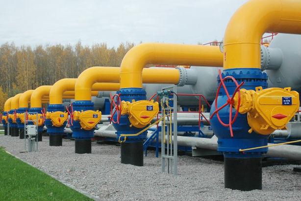 Rusia închide robinetul gazelor către Ucraina: Plătiţi-vă datoriile!
