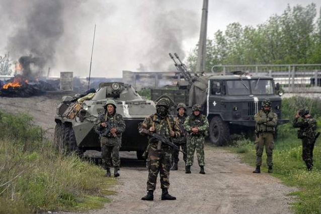 Confruntări sângeroase în estul Ucrainei: şapte soldaţi ucraineni ucişi de separatişti lângă Kramatorsk