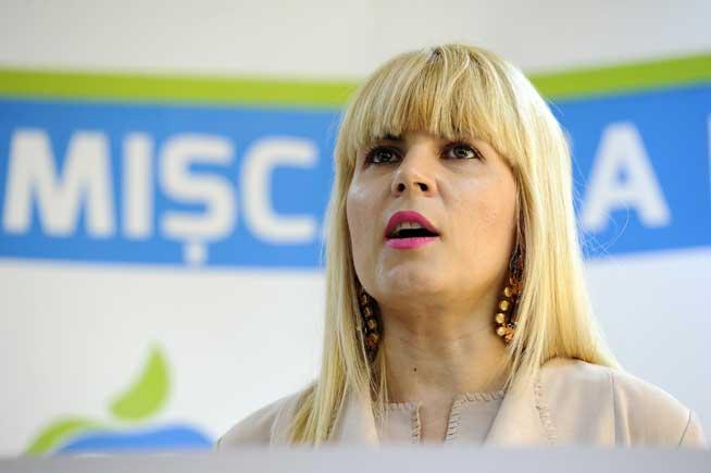 Dan Voiculescu: Elena Udrea, în “familia mincinoşilor”, alături de Băsescu