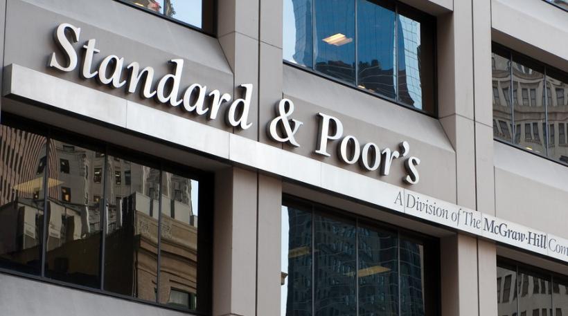 Standard &amp; Poor's a îmbunătăţit ratingul atribuit României