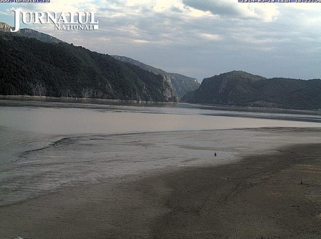 Dunărea, în continuă creştere. Vezi imagini LIVE de la Eşelniţa, Olteniţa şi Galaţi, numai pe webcam JURNALUL.RO