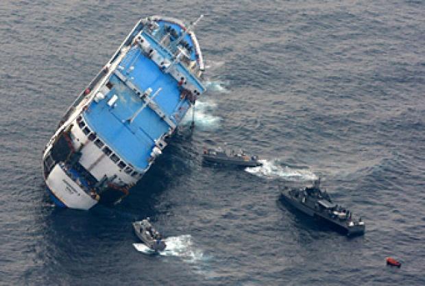 Accident naval, la Hong Kong: 33 de răniţi, în urma coliziunii între un feribot şi un cargou (VIDEO)