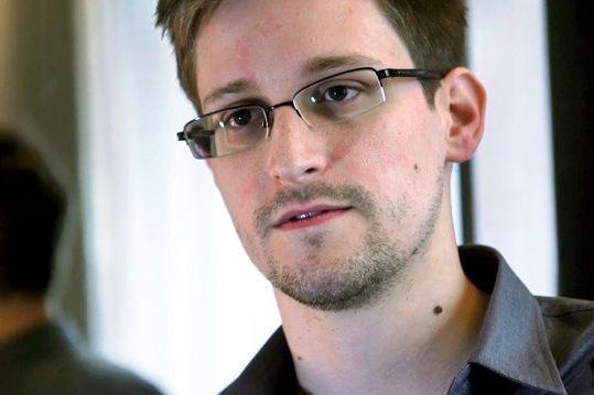 Edward Snowden, pregătit special pentru a fi spion