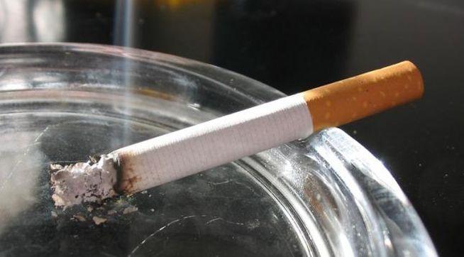 Taxele la tutun ar putea creşte cu 50%. OMS: Zece persoane mor pe minut, în întreaga lumea, din cauza fumatului