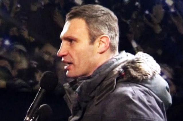 Vitali Kliciko a preluat primăria Kievului şi are sarcina dificilă de a decide ce face cu Maidanul