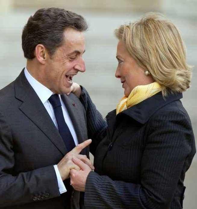 Hillary Clinton îl dă de gol: lui Sarkozy îi place să bârfească!