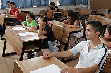 DEZASTRU la BAC. O treime dintre absolvenţii din Sibiu nu s-au prezentat la exament!