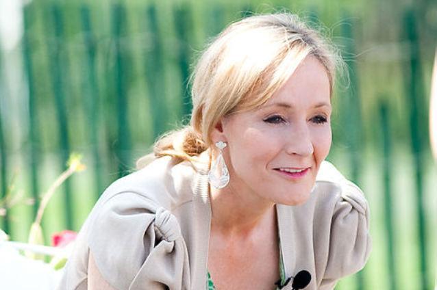 JK Rowling donează 1 milion de lire sterline pentru campania împotriva independenţei Scoţiei