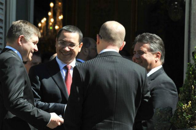 Ponta: Preşedintele şi premierul francez au garantat pedepsirea celor vinovaţi pentru agresarea tânărului român