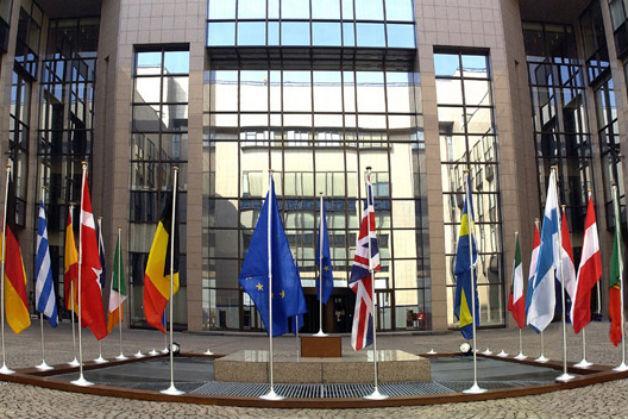 Declaraţia privind demisia lui Băsescu, trimisă Consiliului European şi şefilor de stat din UE