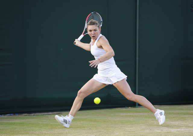 Simona Halep, calificată în sferturile de finală de la Wimbledon, după victoria împotriva Zarinei Diyas, 6-3, 6-0