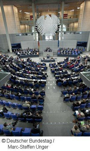 INCREDIBIL! Germania şocată de spionul din Bundestag