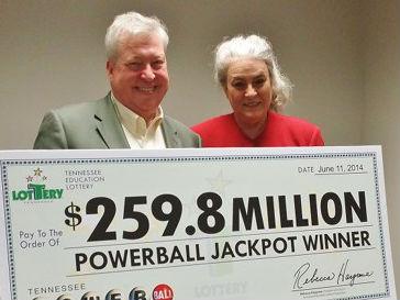 Un american care a depus un jurământ de sărăcie a câştigat 259 de milioane de dolari la loto