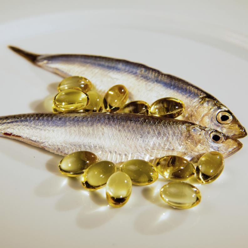 Uleiul de peşte combate osteoporoza şi reduce colesterolul. Află ce alte beneficii are pentru sănătate