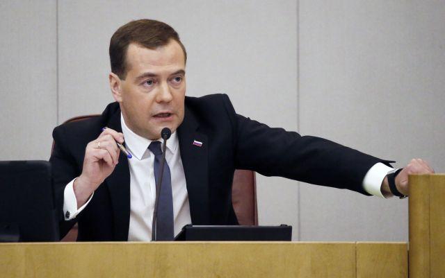 Medvedev: Societatea rusă se va consolida împotriva ţărilor care vor să aducă prejudicii intereselor ruşilor