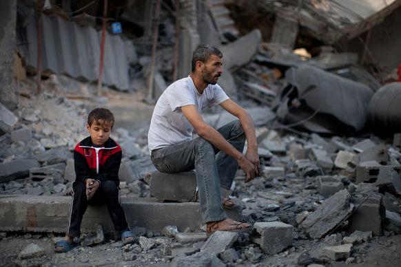 Operaţiunile israeliene continuă în Fâşia Gaza: mii de refugiaţi şi zeci de morţi în cartierul Shajaya