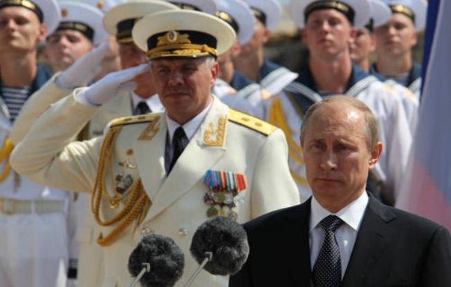 Amiral rus: Începem dezvoltarea unei puternice flote la Marea Neagră