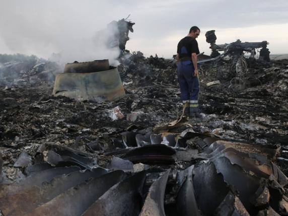 Sicriele cu rămăşiţele celor 193 de olandezi morţi în zborul MH17 ajung astăzi în Olanda