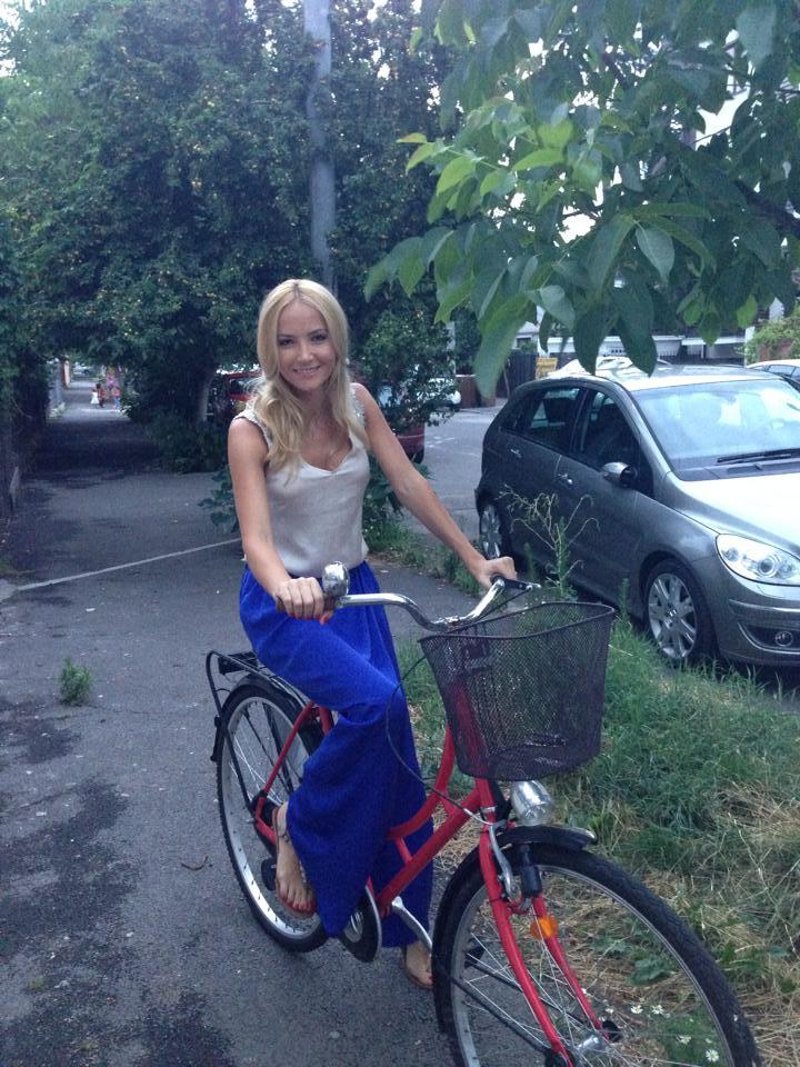 Octaviei Geamănu, prezentatoarea “Observatorului special” de la Antena 1, i-a fost furată bicicleta 