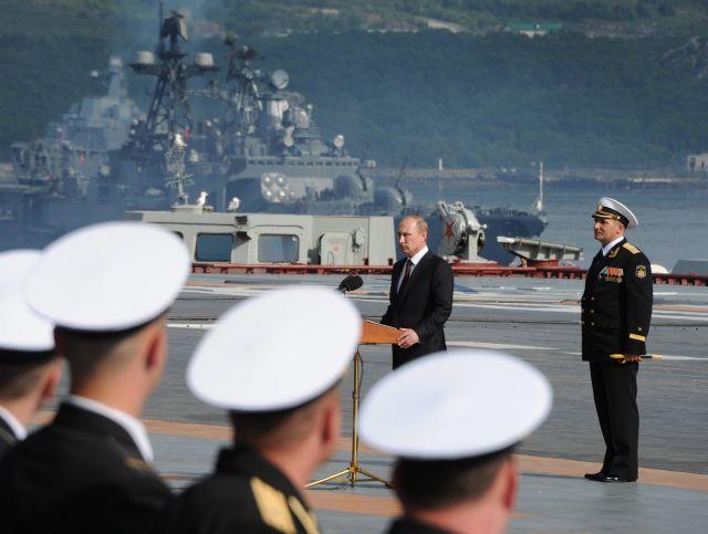 Vladimir Putin: Prioritatea noastră este întărirea capacităţii de luptă a Flotei ruse din Marea Neagră