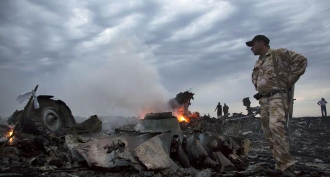 Ancheta tragediei aviatice din Ucraina, în impas. Experţii internaţionali au început să plece, de frica tirurilor de artilerie
