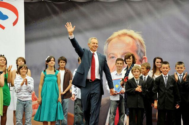 Fundaţia lui Blair s-a îndepărtat de scopurile caritabile şi i-a protejat interesele, inclusiv în România, spune un fost angajat