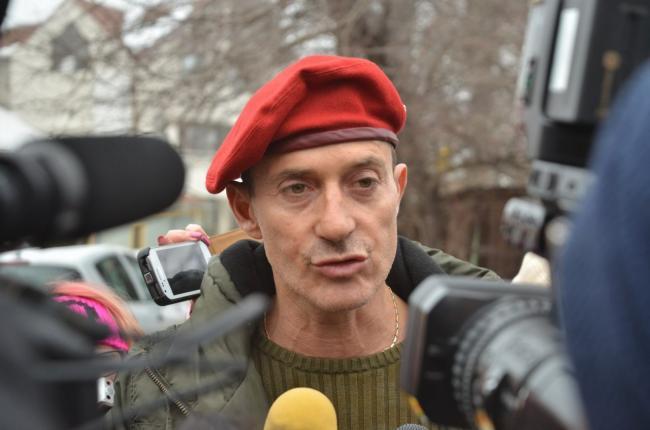 Mazăre spune că l-a sfătuit pe Nicuşor Constantinescu să rămână în SUA, dacă starea de sănătate îi impune