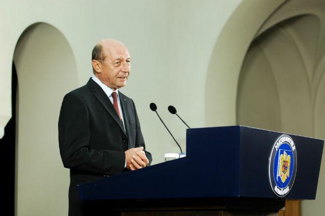 Băsescu: Ponta să mai rabde acordul de coabitare până pe 22 decembrie