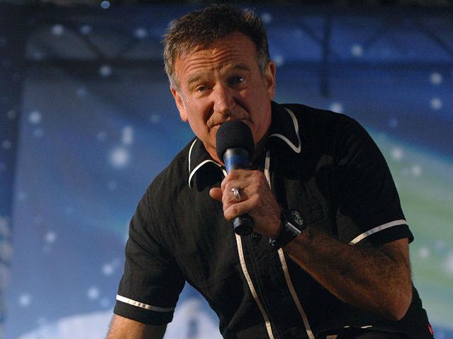 Robin Williams s-a spânzurat cu o curea după ce nu a reuşit să-şi taie venele