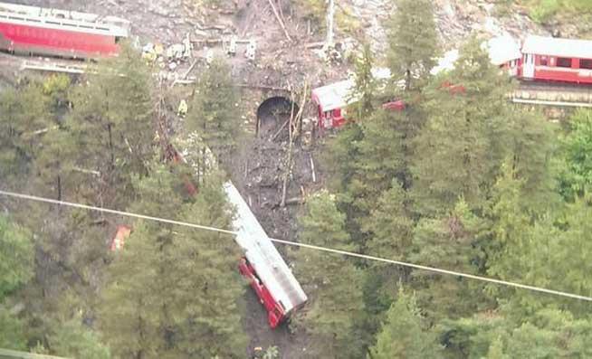 Grav accident de tren în Elveţia. Nu se ştie încă numărul victimelor