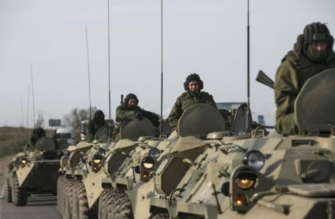 The Telegraph: Un convoi de vehicule blindate şi camioane militare ruseşti ar fi intrat în Ucraina (VIDEO)