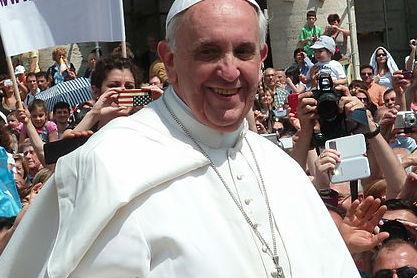 Papa Francisc se declară dispus să viziteze Irakul şi China în anumite condiţii