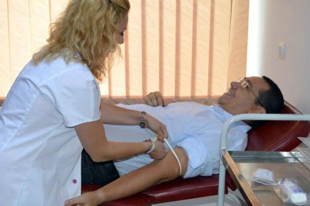 Ponta a donat sânge la Tulcea, urmând apelul făcut de Ministerul Sănătăţii pentru populaţie