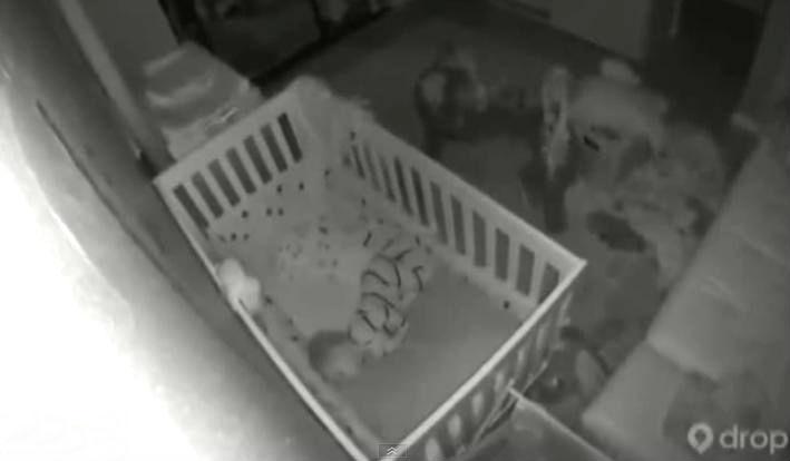CUTREMURUL DEVASTATOR din California, surprins de camera video care supraveghea un bebeluş. REACŢIA INCREDIBILĂ a micuţului (VIDEO) 