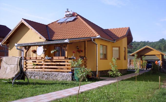 Casa ecologică: Principalele avantaje unei locuinţe din lemn