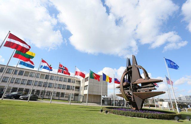 CRIZA DIN UCRAINA. Ambasadorii statelor membre NATO se întâlnesc de urgență la Bruxelles