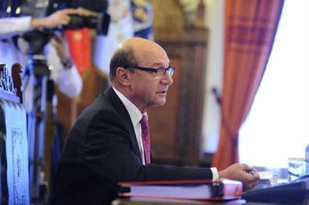 Băsescu: Am aflat de la Bruxelles că s-au făcut două nominalizări pentru funcţia de comisar european