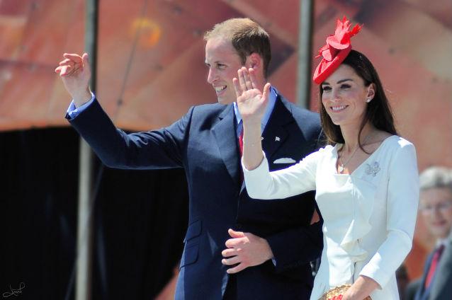 Cuplul regal al Marii Britanii aşteaptă al doilea copil. Kate Middleton este însărcinată în 8 săptămâni