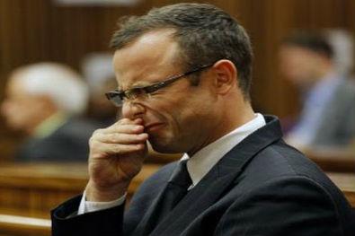 Oscar Pistorius a scăpat de acuzaţia de crimă cu premeditare