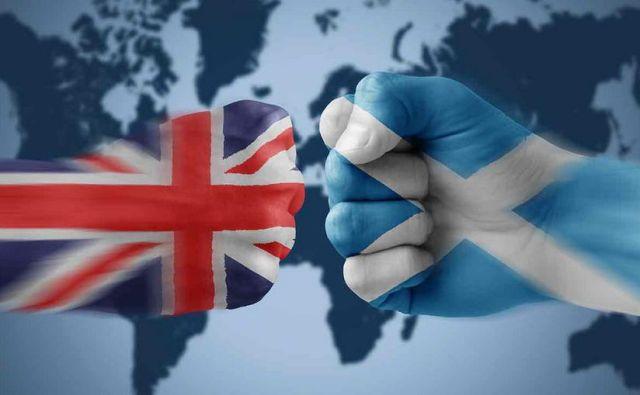 REFERENDUM ISTORIC. Scoţienii decid astăzi dacă părăsesc sau nu Marea Britanie. Secţiile de votare s-au deschis