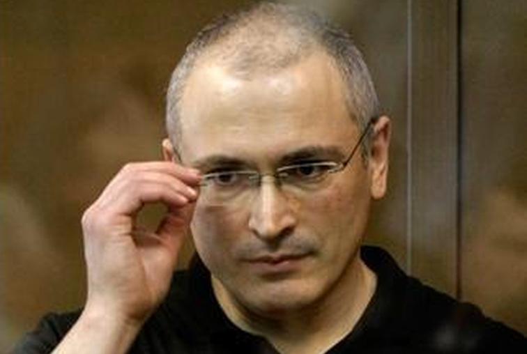 Fostul magnat Mihail Hodorkovski, graţiat de Putin după 10 ani de închisoare, vrea să adune forţele proeuropene în Rusia
