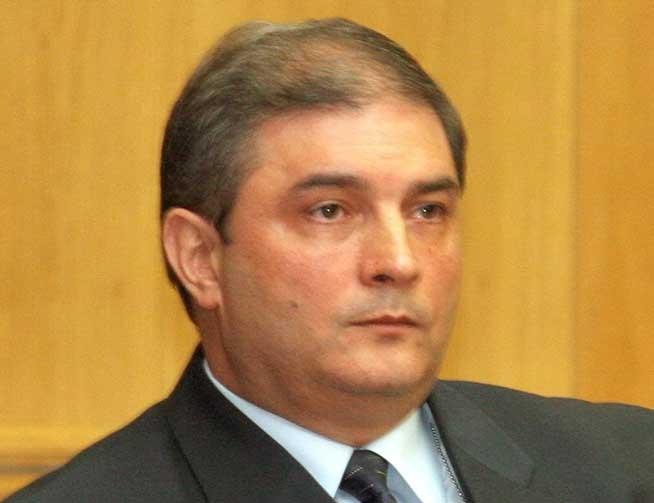 Generalul Silviu Predoiu va asigura interimatul la conducerea SIE, după demisia lui Meleşcanu