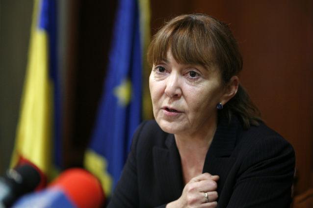 Monica Macovei solicită demiterea ministrului Educaţiei