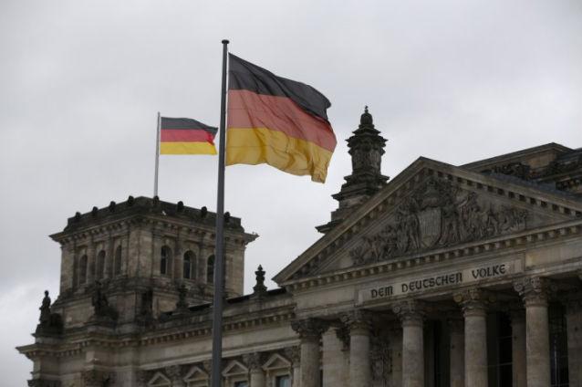 Consiliul Naţional de Etică din Germania recomandă dezincriminarea incestului